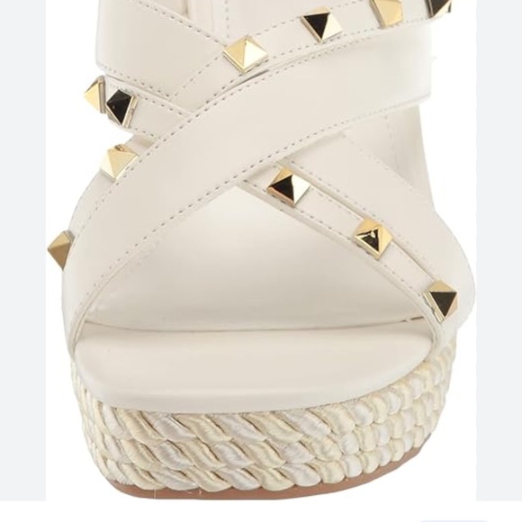 NINE WEST Women's PIPA3 Wedge Sandal in White, Size 7.5. - Picture 4 of 4